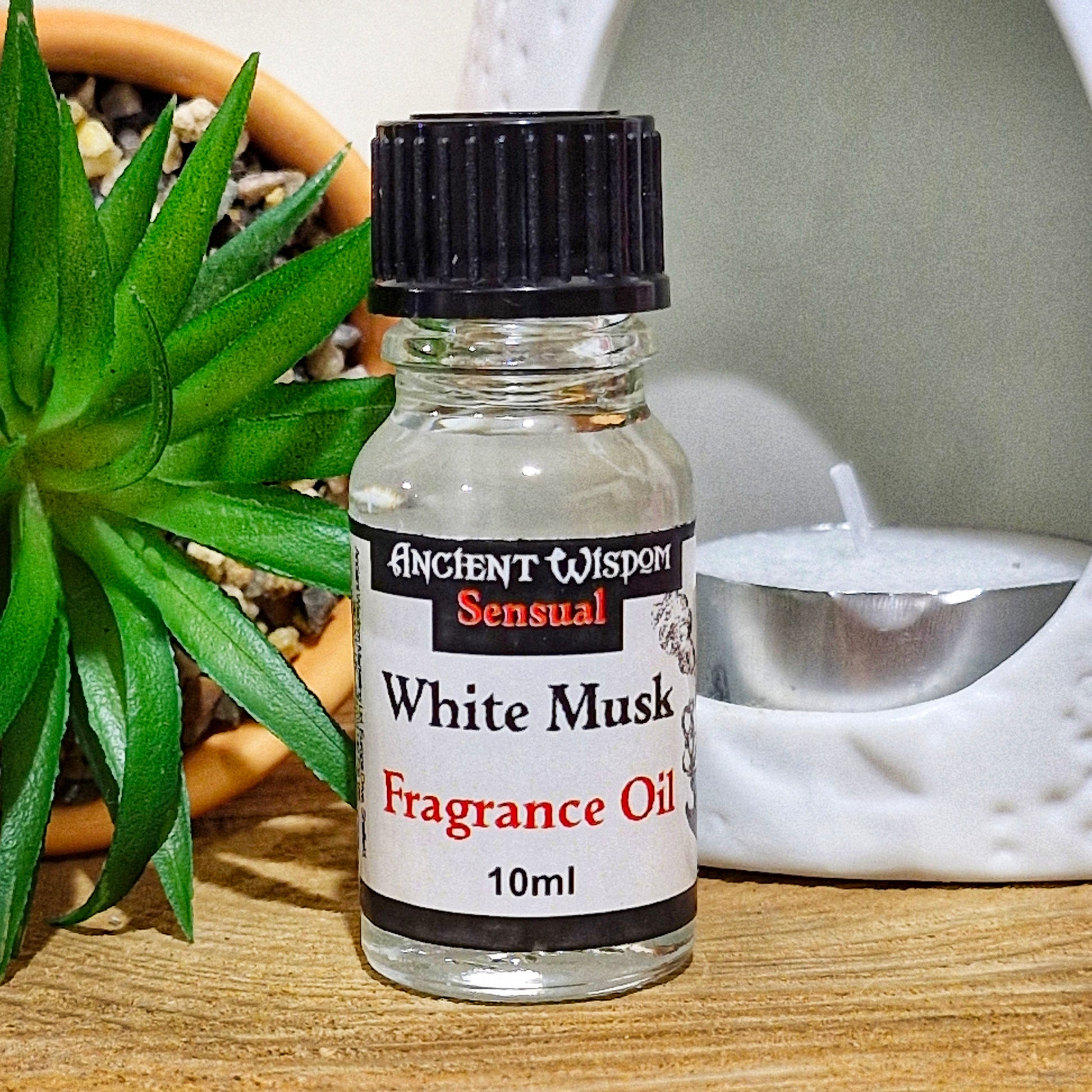 A 10ml bottle of white musk fragrance oil 